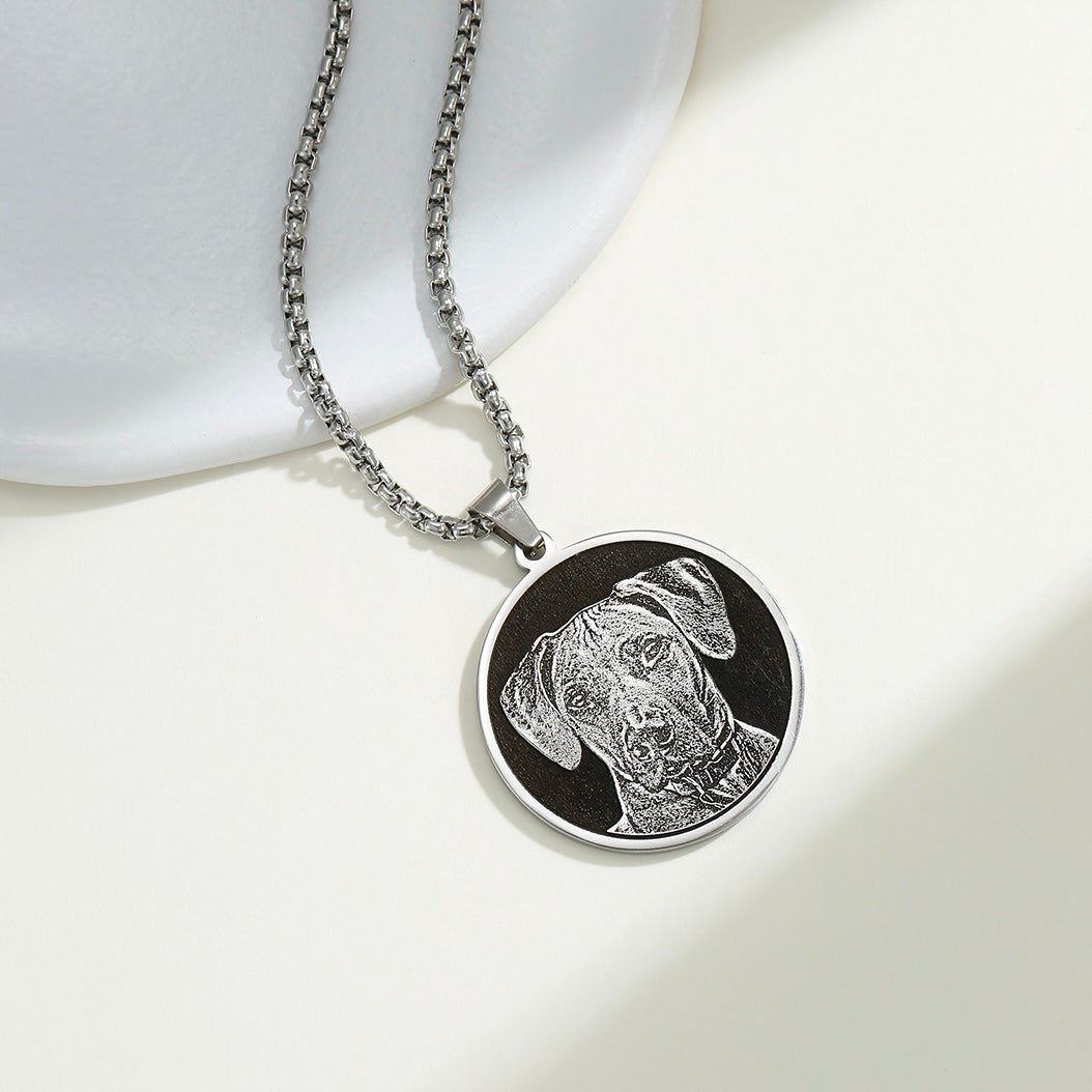 Medallion Pet Face Necklace Noble Paws